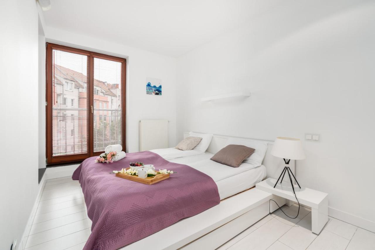 Modern Minimalism Near Old Market By Renters * Poznań